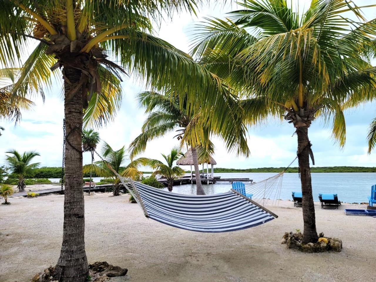 Brahma Blue Resort San Pedro  Extérieur photo