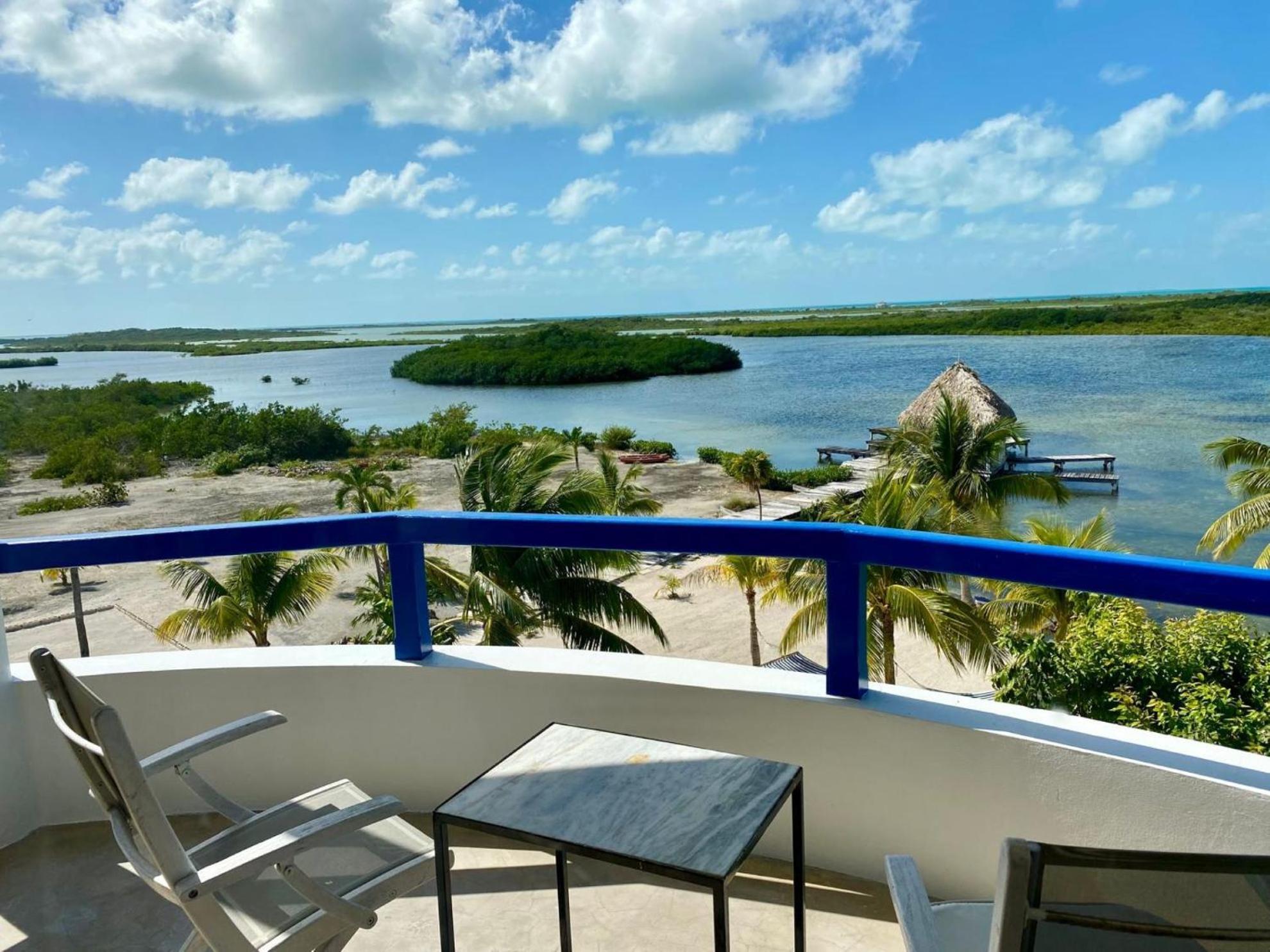 Brahma Blue Resort San Pedro  Extérieur photo